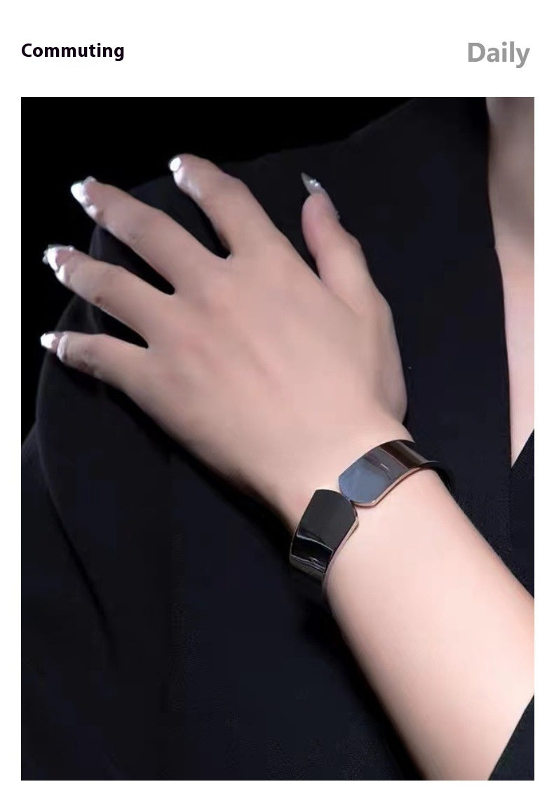 Bracciale titanio minimalista resistente