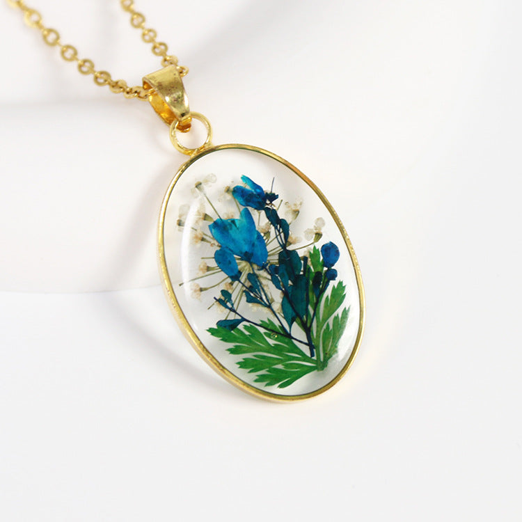 Collana fiori secchi in resina
