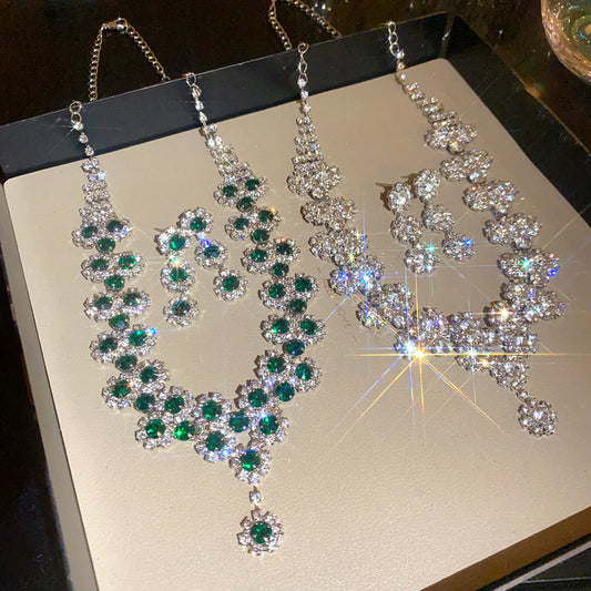 Collana fiore diamante