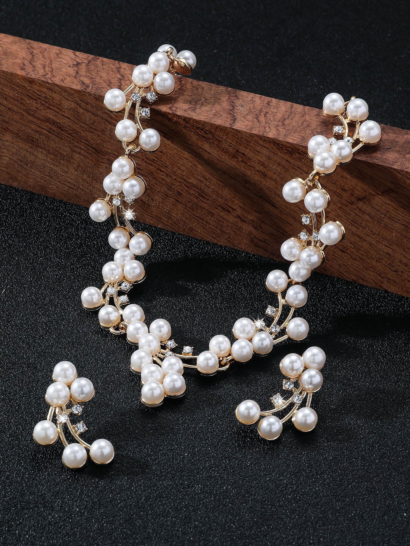Set perle collana e orecchini