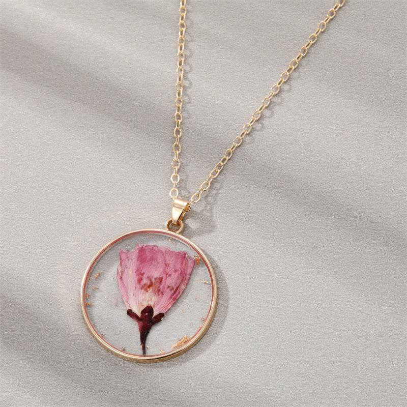 Collana fiori secchi in resina