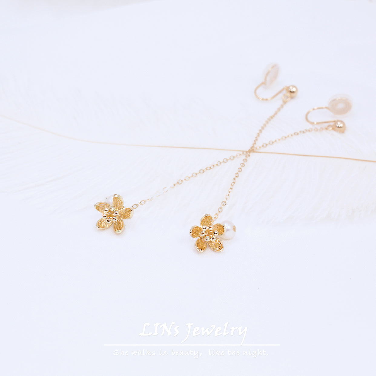 Orecchino Clip Loto Oro