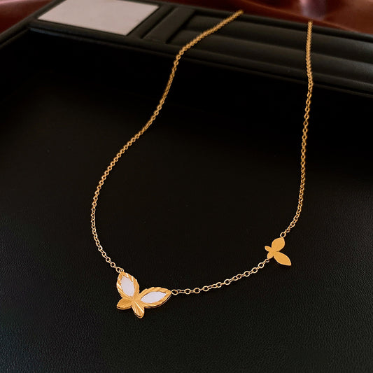 Collana pendente farfalla in acciaio
