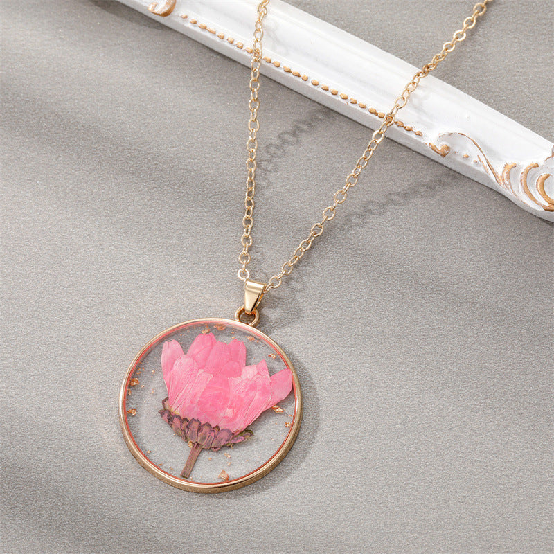 Collana fiori secchi in resina