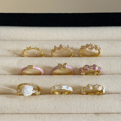 Anello farfalla e fiore viola