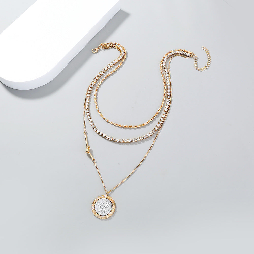 Collana geometrica in metallo