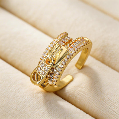 Anello zirconi raffinato