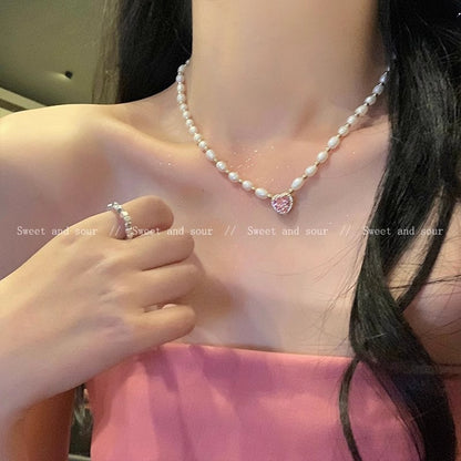 Collana di perle minimal