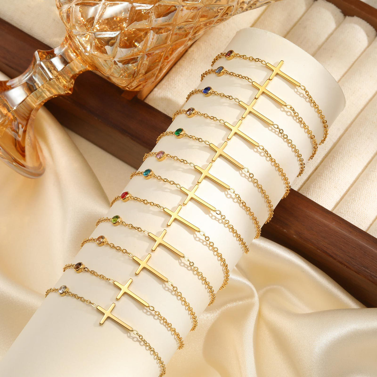 Bracciale croce pietre nascita