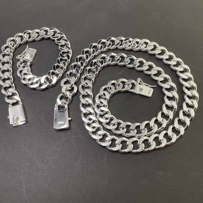 Set collana e braccialetto con fibbia quadrata