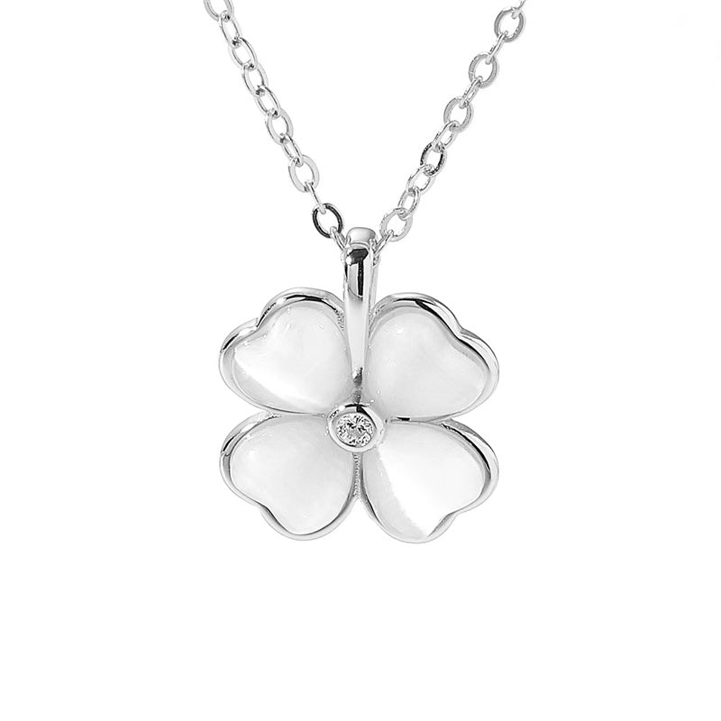 Collana geometrica da clavicola