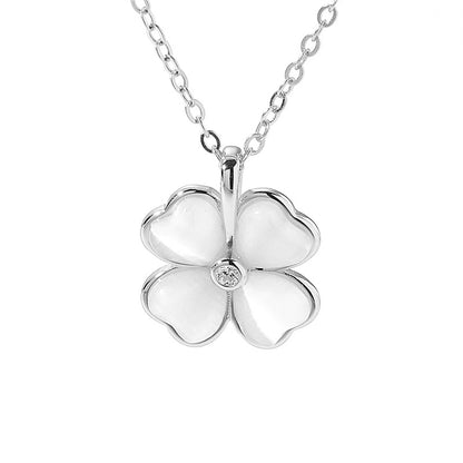 Collana geometrica da clavicola
