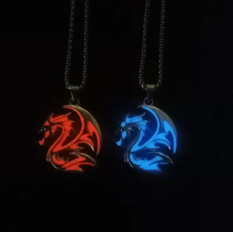 Collana drago luminescente retro