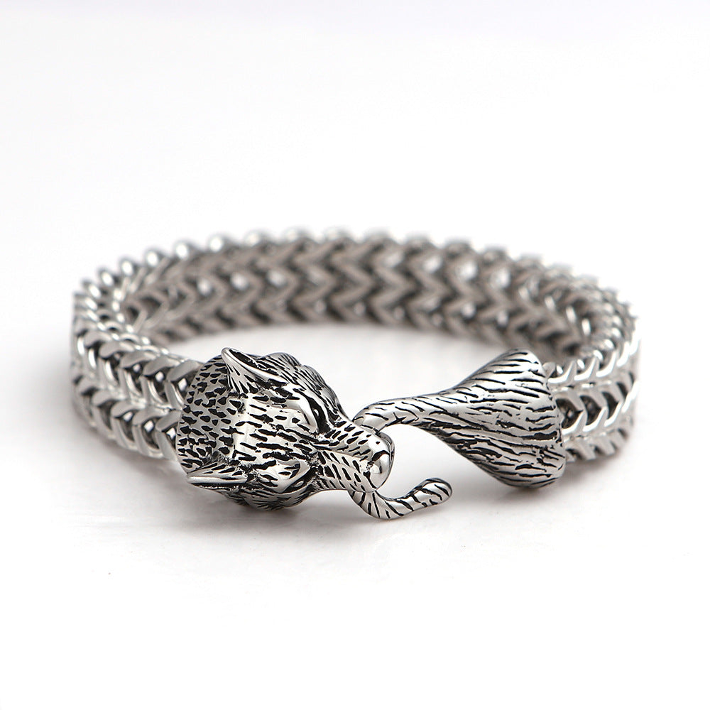 Bracciale testa di lupo vichingo