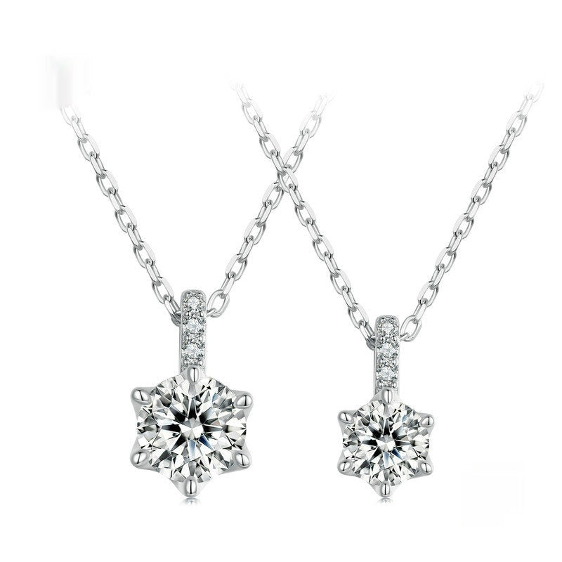 Collana con moissite