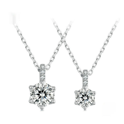 Collana con moissite