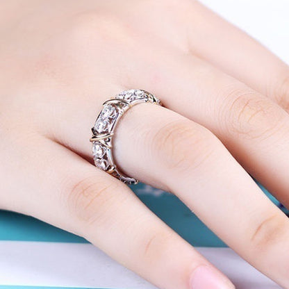 Anello a croce zircone