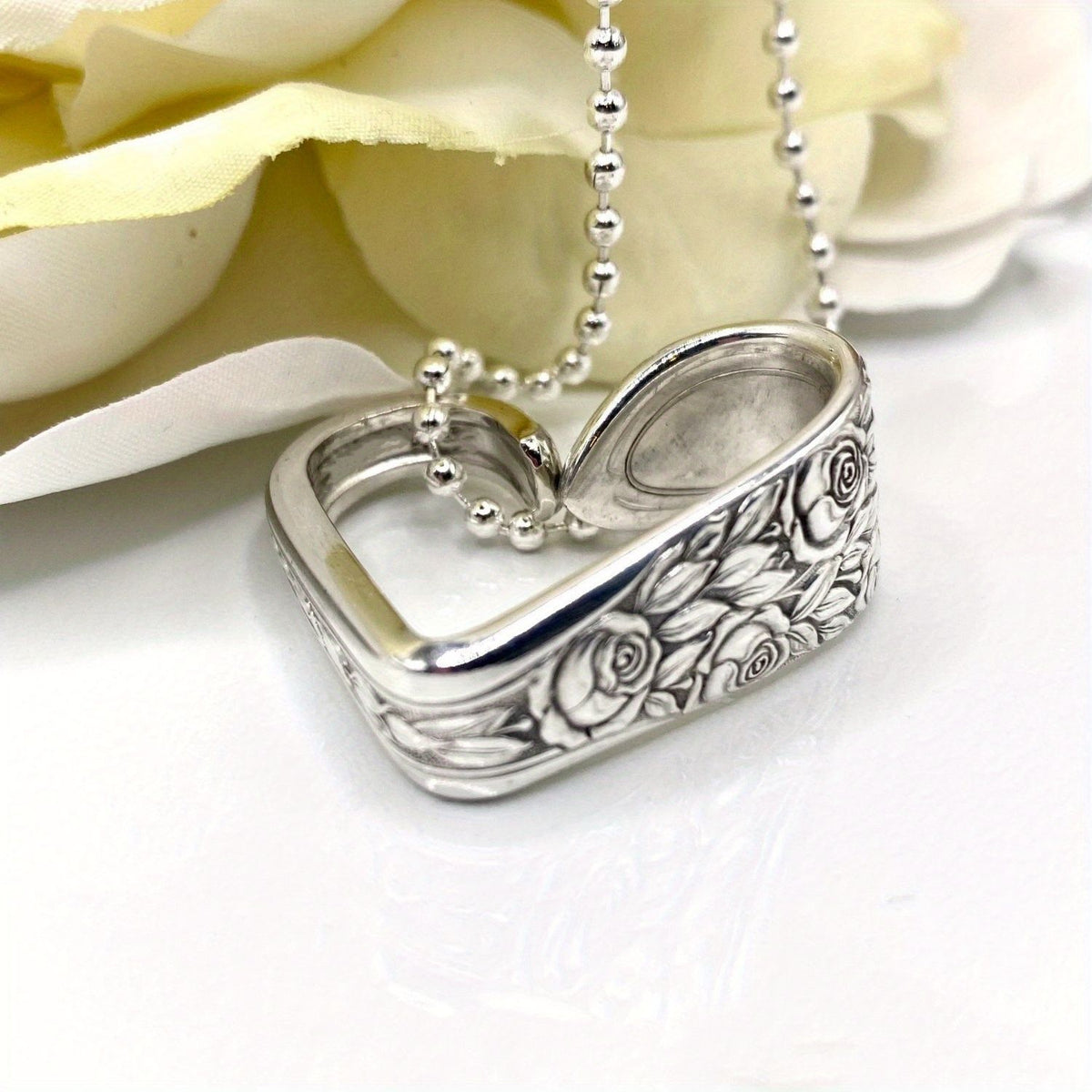Collana fiore e cuore