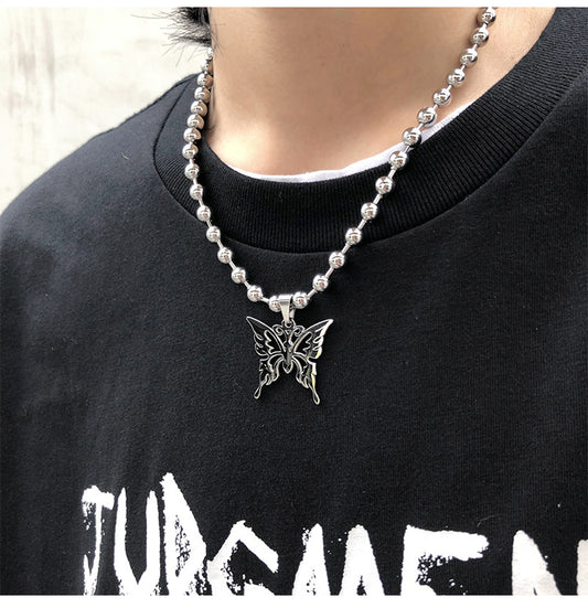 Collana farfalla traforata