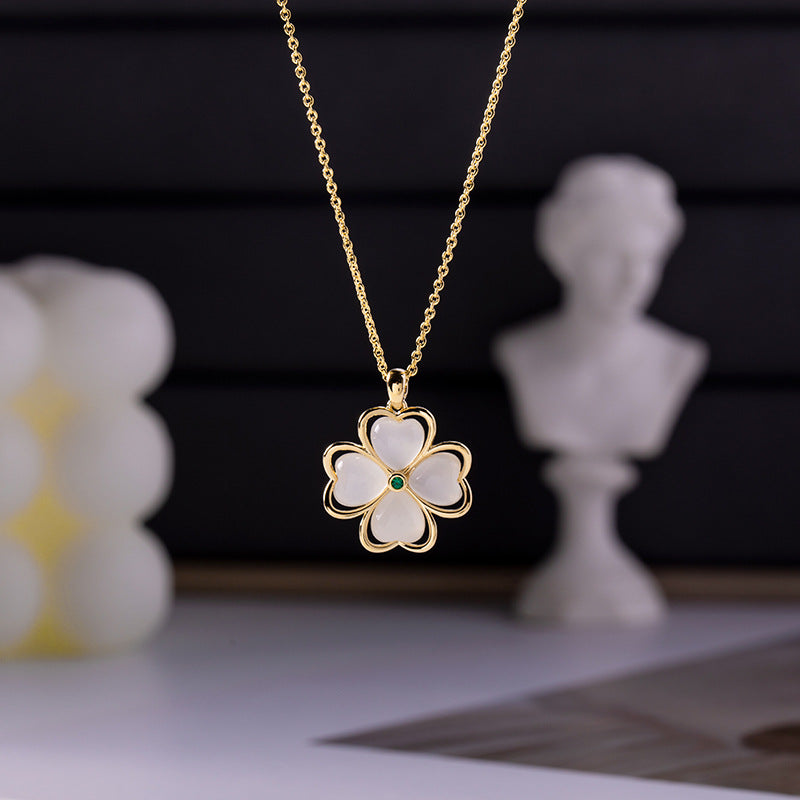 Collana trifoglio opale