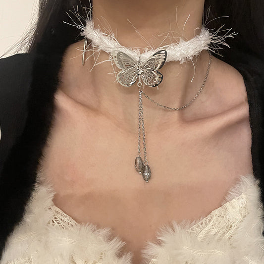 Collana choker farfalla con ciondoli