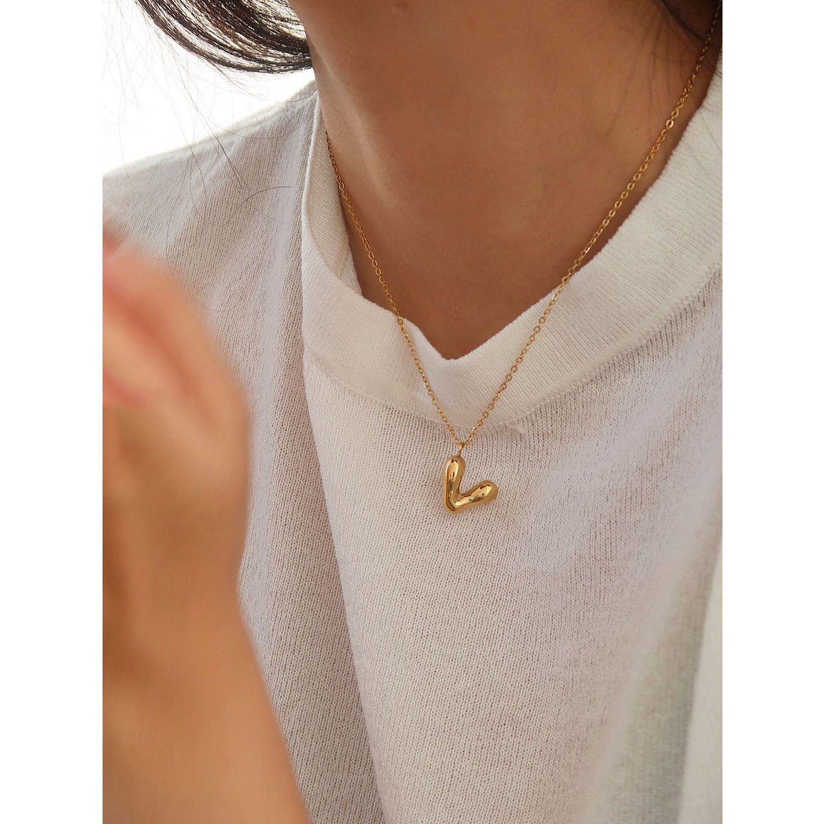 Collana cuore e V