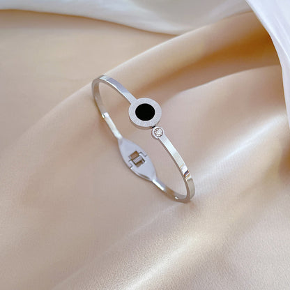 Bracciale romano titanio