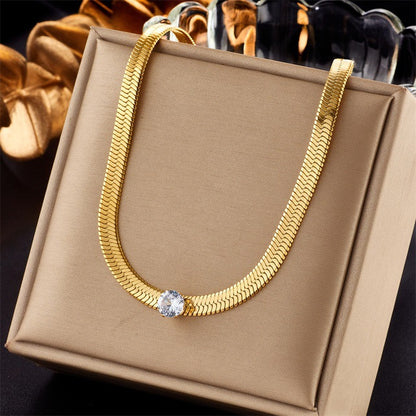Collana con perline geometriche