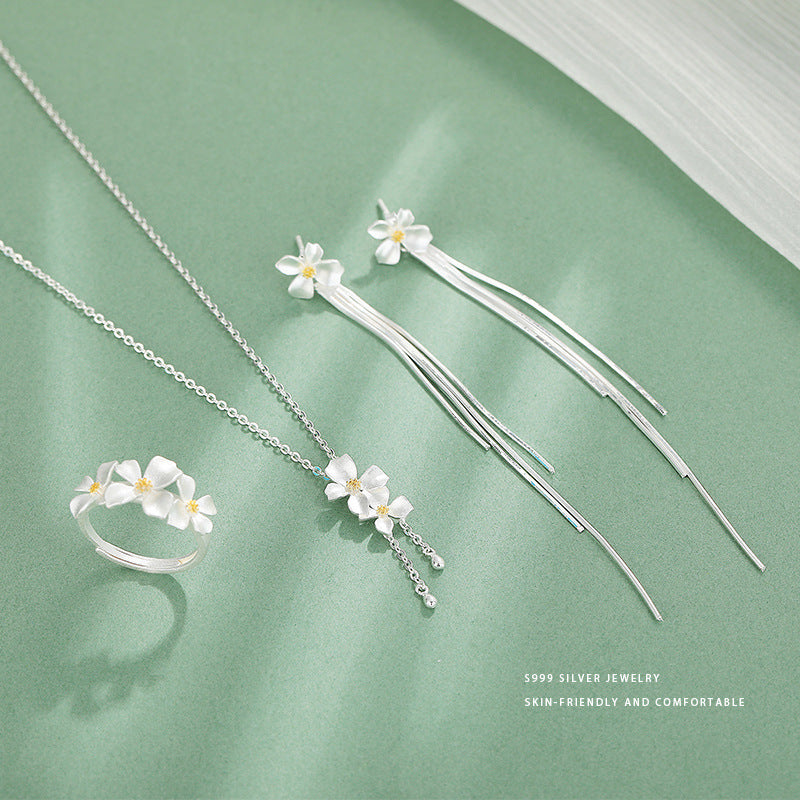 Collana clavicola elegante