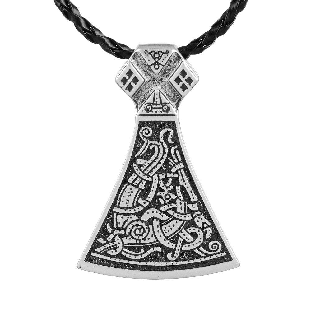 Collana con ascia vichinga