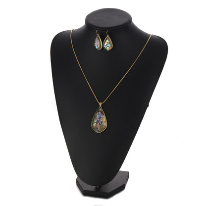 Set orecchini e collana resina