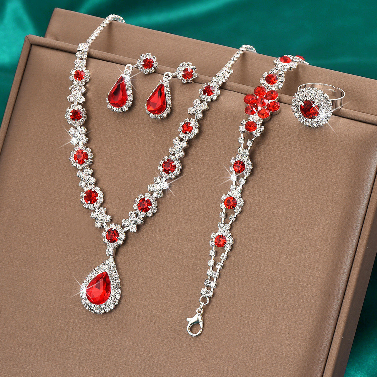 Collana Goccia di Cristallo