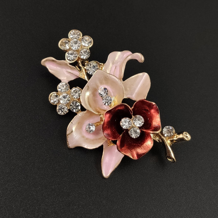 Spilla fiore diamanti