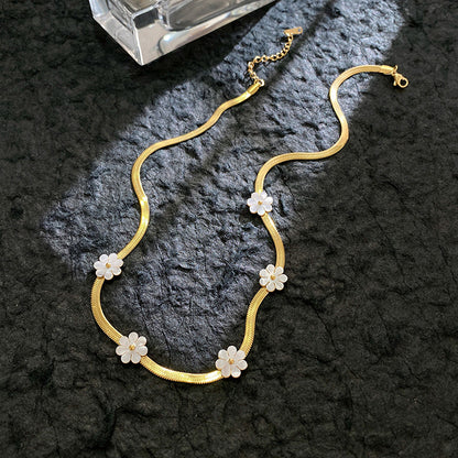 Collana madreperla bianca