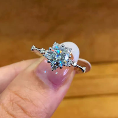 Anello fiocco di neve a sei griffe