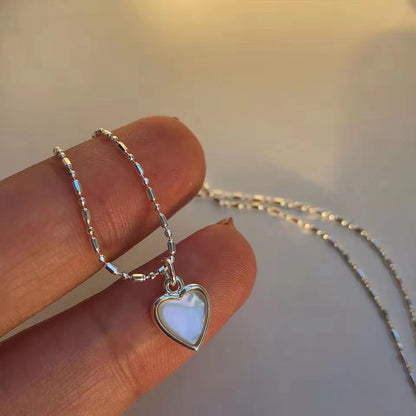 Collana opale cuore con ciondolo