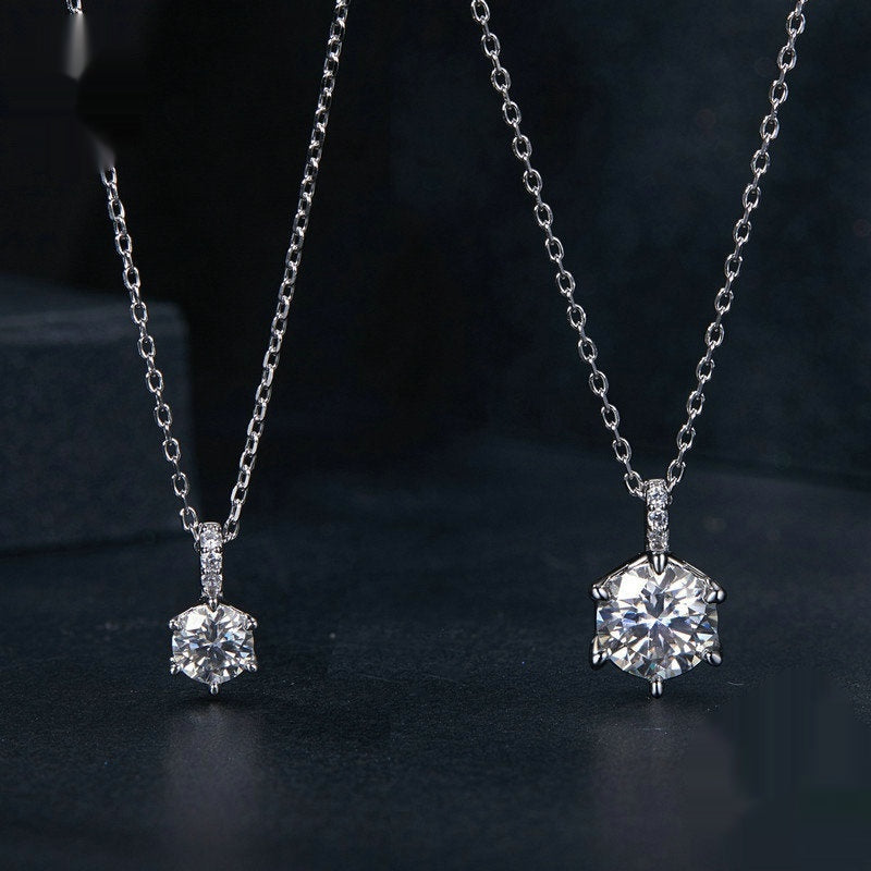 Collana con moissite