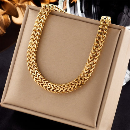 Collana con perline geometriche