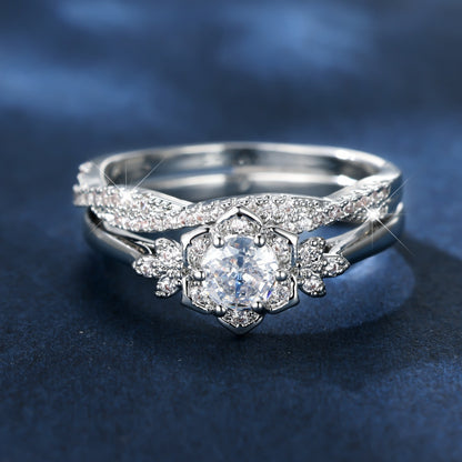 Anello opale a sei griffe