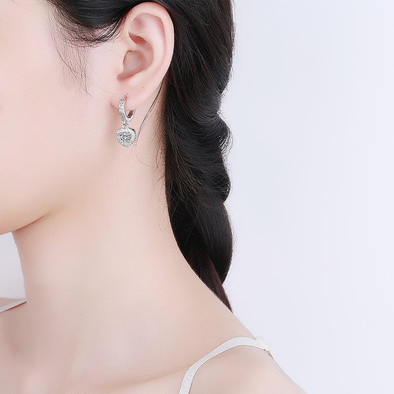 Orecchini zircone cuore