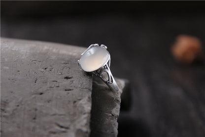Anello loto calcedonio bianco