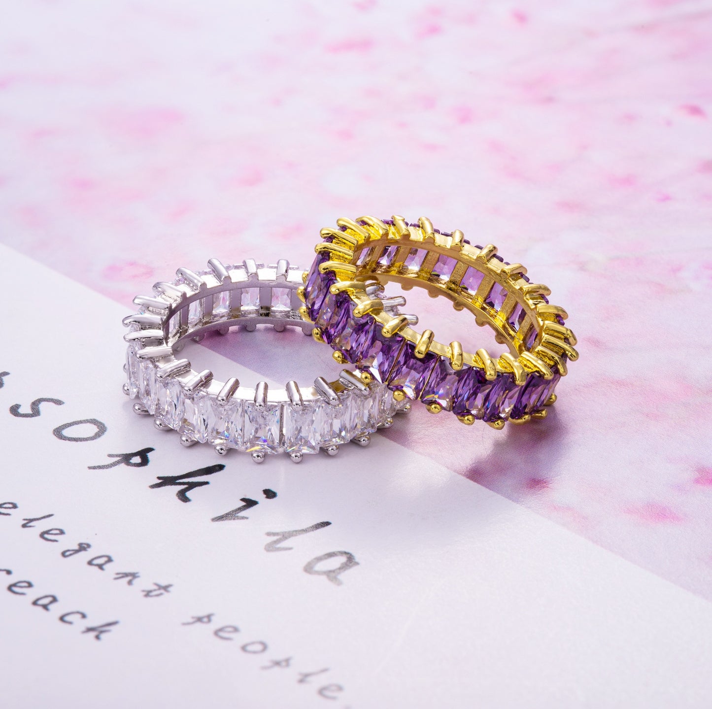 Anello hip hop diamantato in ottone