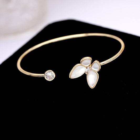 Bracciale farfalla madreperla da donna