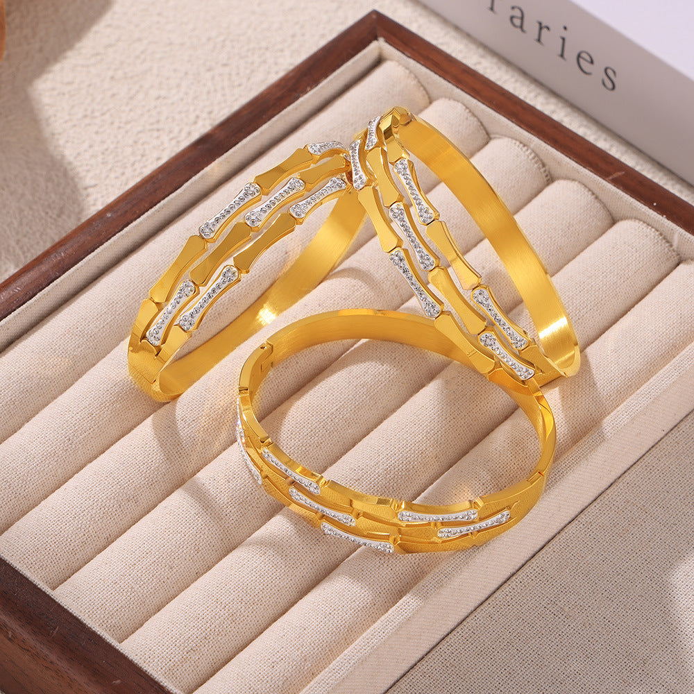 Bracciale cavo intrecciato