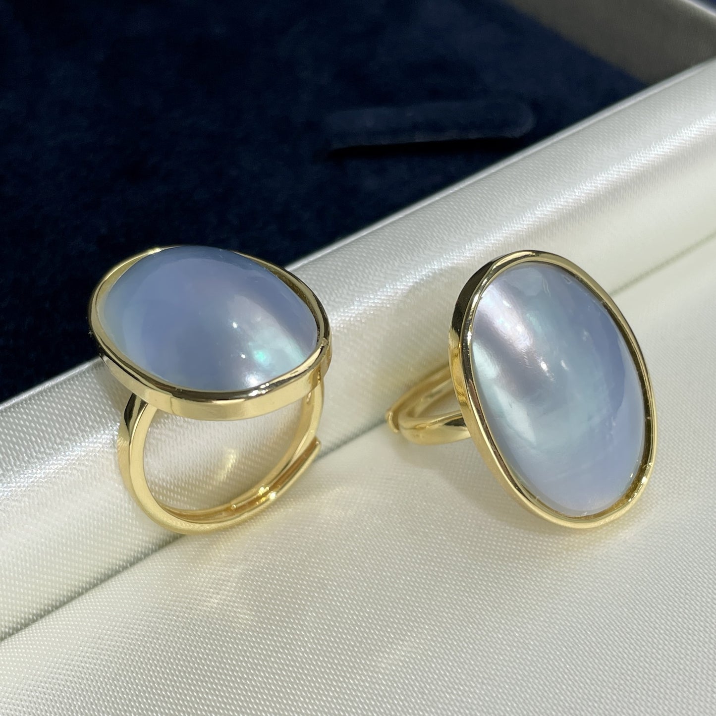 Anello perla Mabe blu